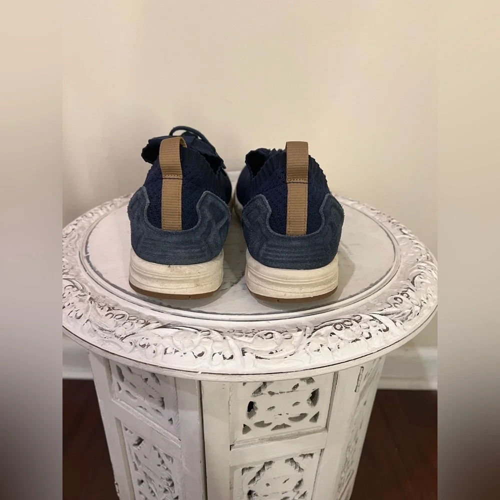 Men’s adidas knit sneakers